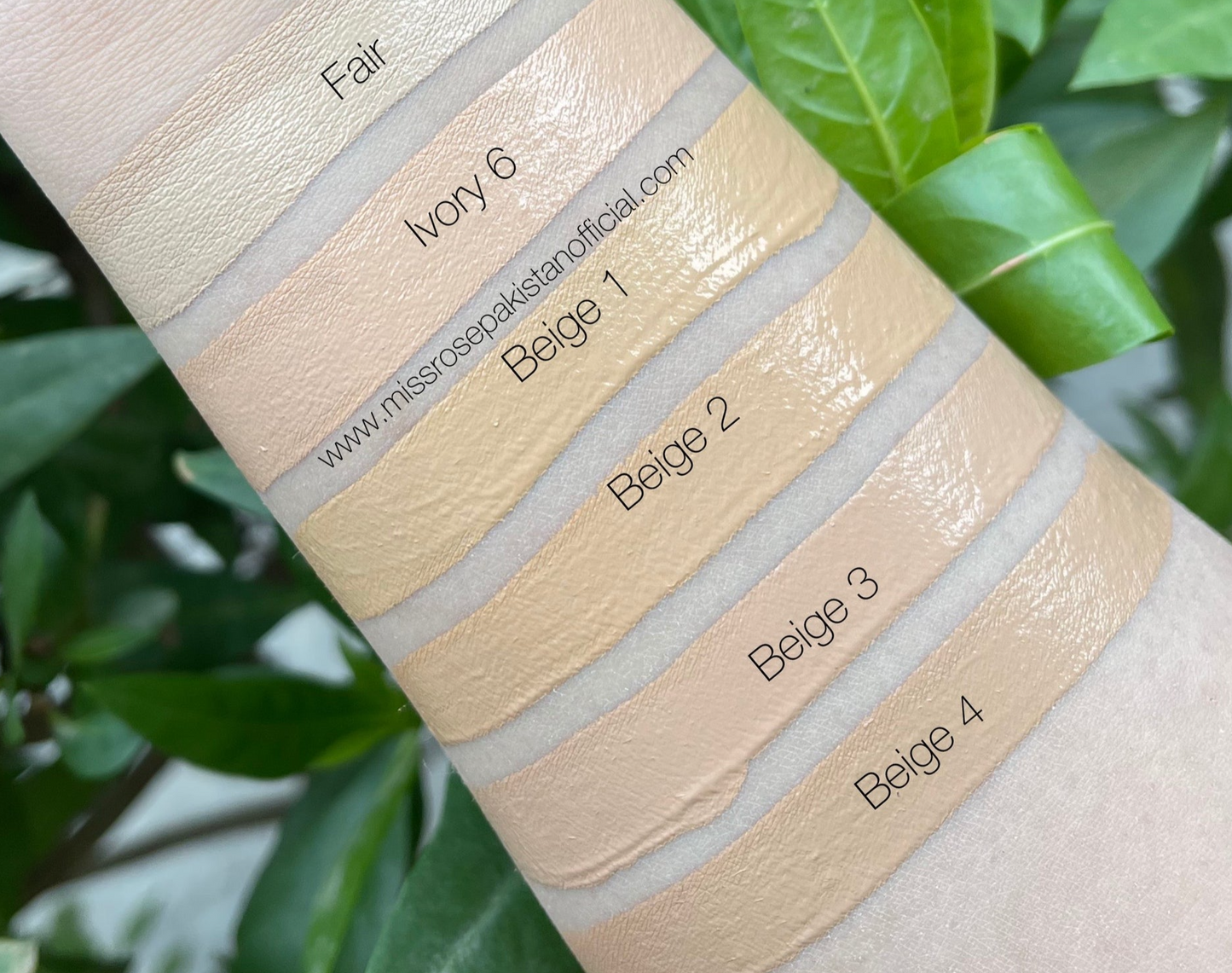 Missrose Moisturizing Flawless Liquid Foundation.