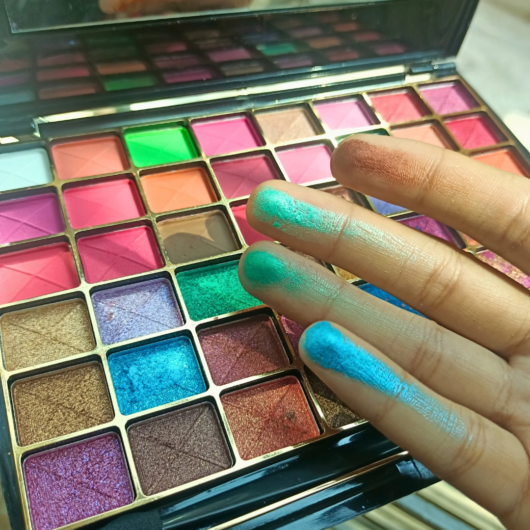 Romantic Color 48 Eyeshadow Palette